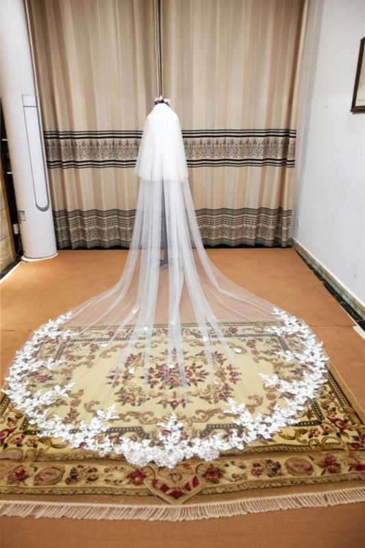 Voile de mariage blanc ivoire longueur cathédrale bord en dentelle voile de mariée avec peigne