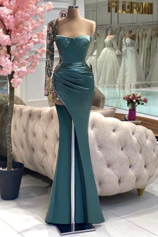 Robe de soirée moulante en satin froncé à une épaule Robe formelle fendue sur le côté