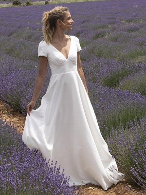 Wedding Dress With Train V Neck Short Sleeves Buttons Floor Length Bridal Dresses_1