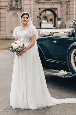 Robe de mariée élégante en tulle et dentelle à col carré et manches courtes_1