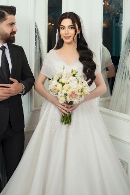 Superbe robe de mariée Aline en organza à épaules dénudées avec appliques en dentelle